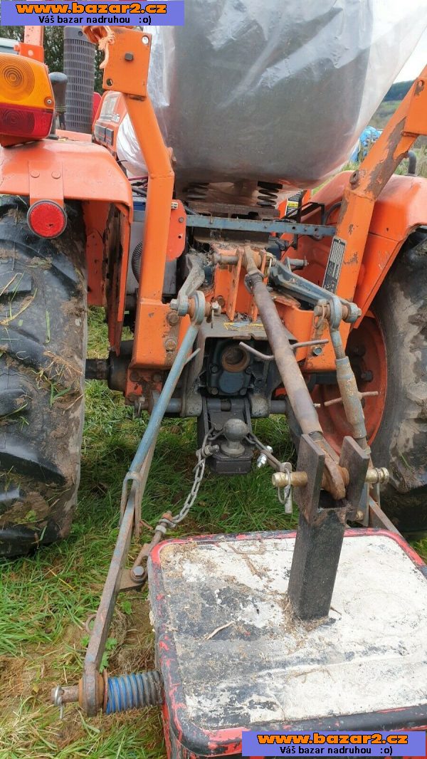  Traktor Kubota B1-w