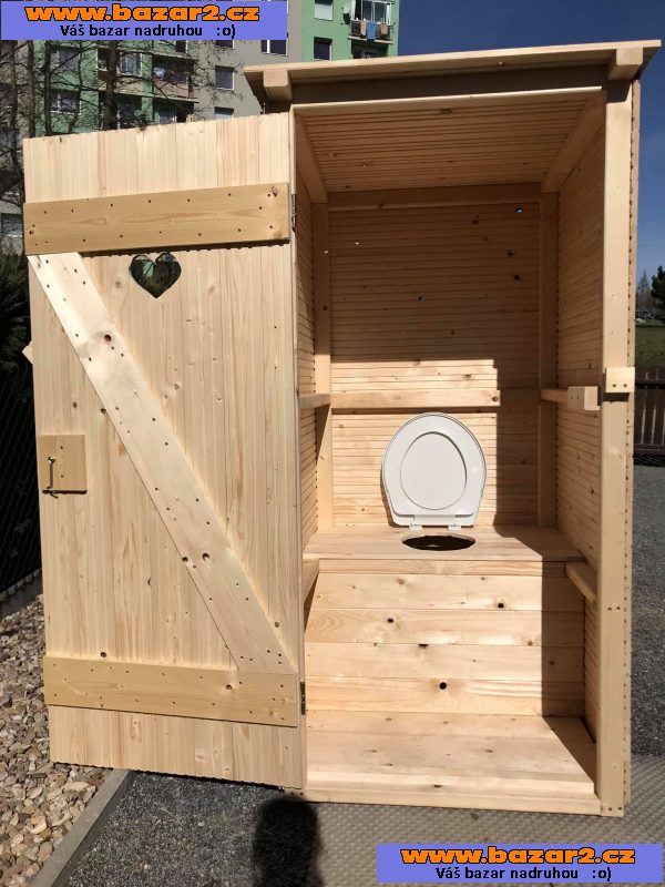 Kadibudka/ Suché WC: SKLADEM