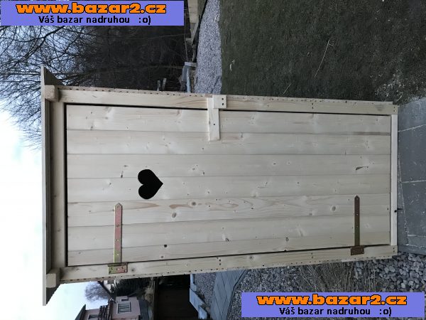 Kadibudka/ Suché WC: SKLADEM