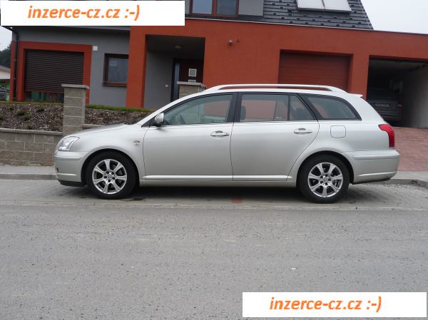 Toyota Avensis Combi 2.0 D4D