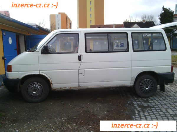 Prodám VW Transporter 1.9 TD r.v.1997,9míst 