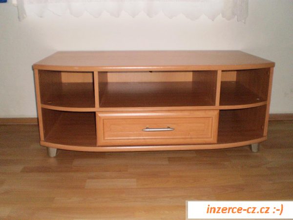TV stolek