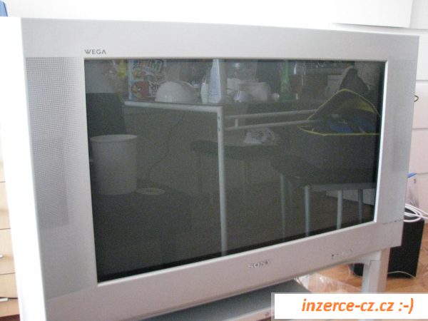 Sony TV + Sony DVD