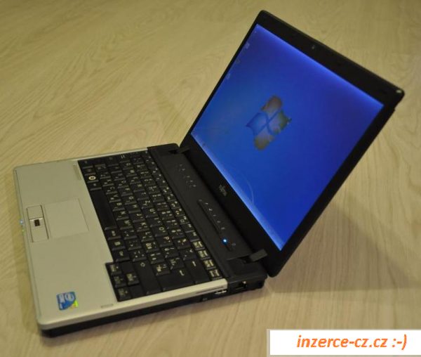 Fujitsu Lifebook P770 - i7, 3G, DVD