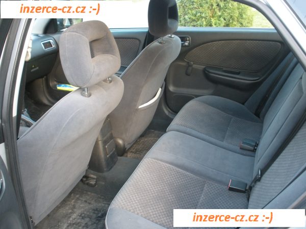 TOYOTA Avensis 1,6 VVT-I Liftback