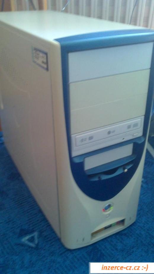 PC Intel P4, volant s pedály Trust 