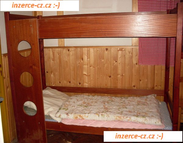 Postel patrová dřevo masiv 200 x 90 cm použitá