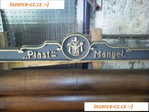 Prodám starožitný mandl 