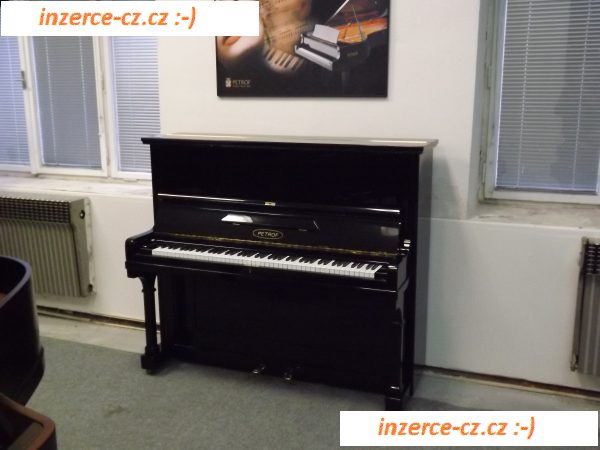Pianino Petrof medel 130 po celkové generální opravě