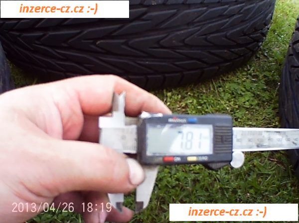 pneu 235/70 R 16