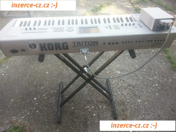 KORG CLASIC 61 WORKSTATION