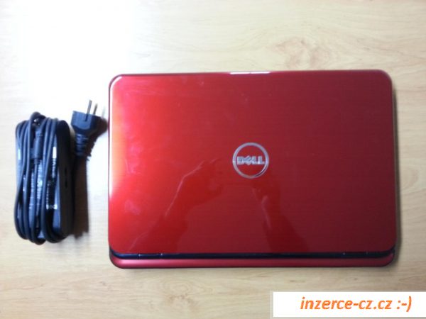Notebook Dell skoro jak nový