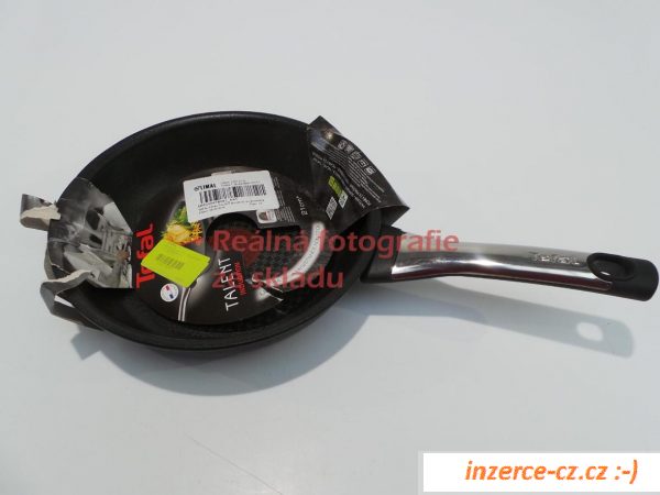 Pánev Tefal Talent průměr 21 cm E4400252
