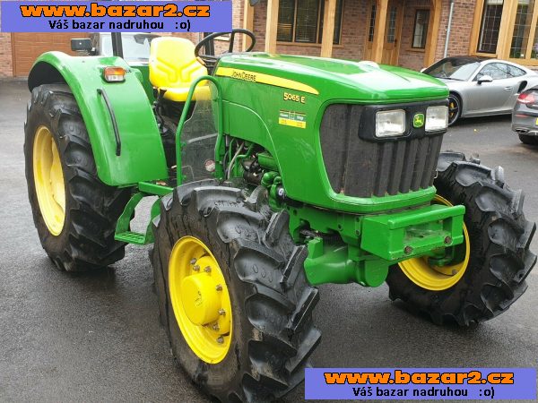 Traktor John Deere EsV5605 - 2O11