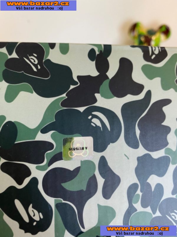 Figurka Bearbrick Medicom Toy Bape 28cm-3, inzerce-cz.cz Figurka Bearbrick Medicom Toy Bape 28cm