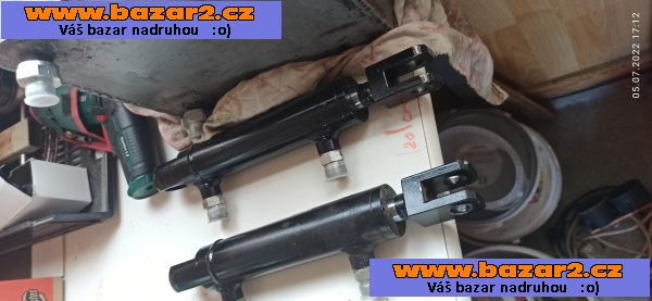 hydraulické komponenty