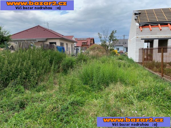 Stavební pozemek Hrušky 511m2
