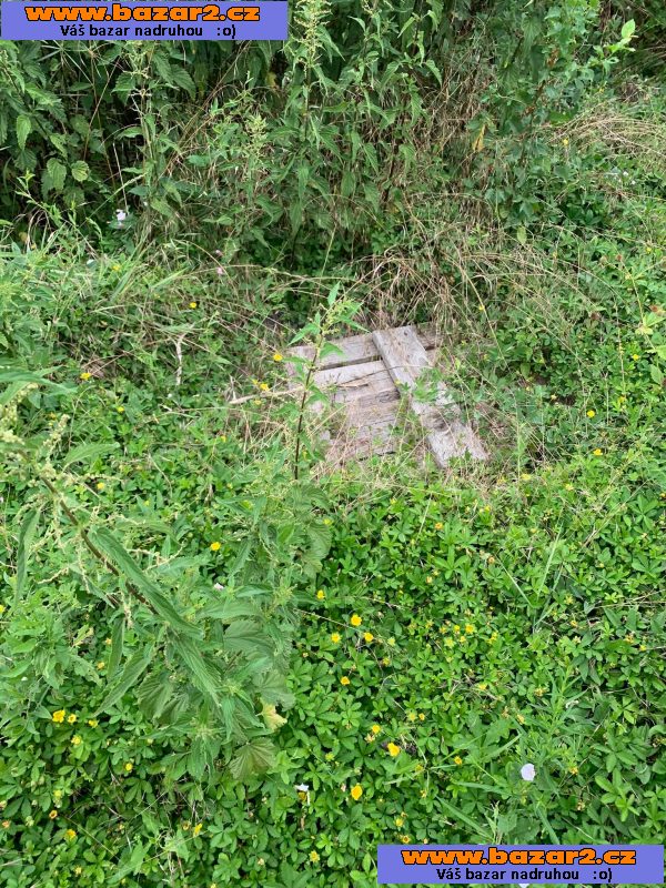 Stavební pozemek Hrušky 511m2