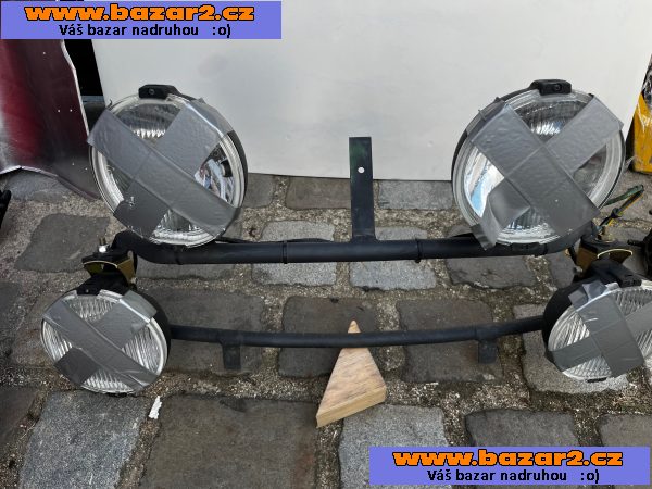 Škoda 100 skelet plus další díly
