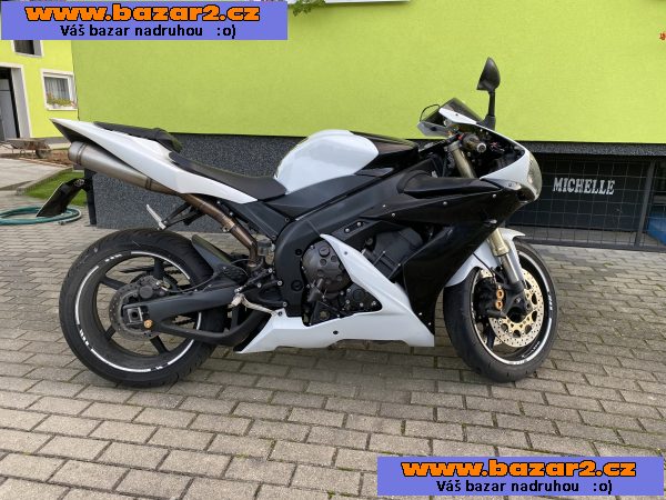 Yamaha R1