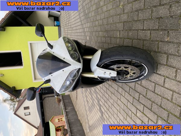 Yamaha R1