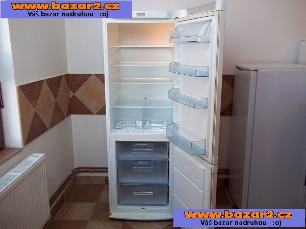 Lednice kombinovaná ELECTROLUX