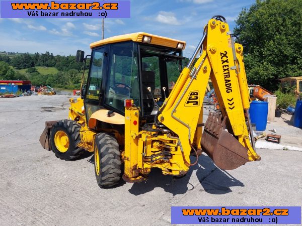 Rýpadlo-nakladač JCB 2CX street master