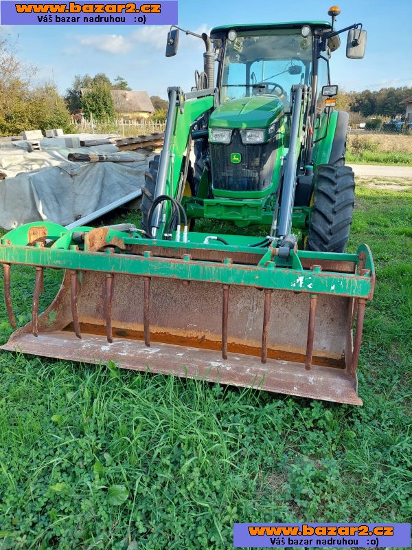  Traktor John Deere 5085Mc8 + čelní nakladač - 2017