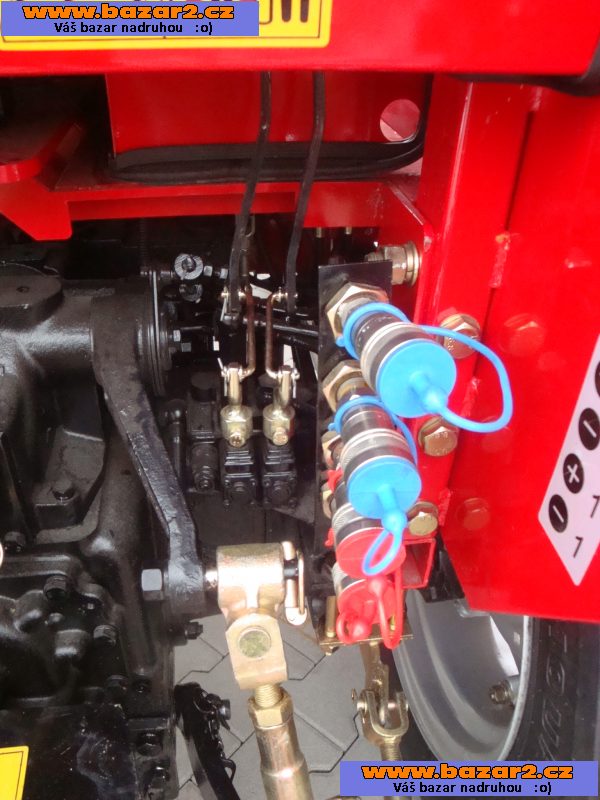 Traktor Dong Feng 304 G2, nový typ, 30Hp