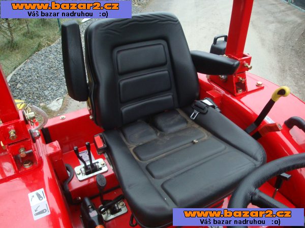 Traktor Dong Feng 304 G2, nový typ, 30Hp