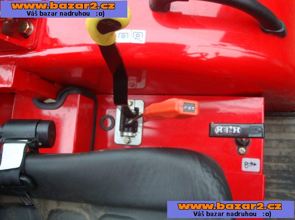 Traktor Dong Feng 304 G2, nový typ, 30Hp