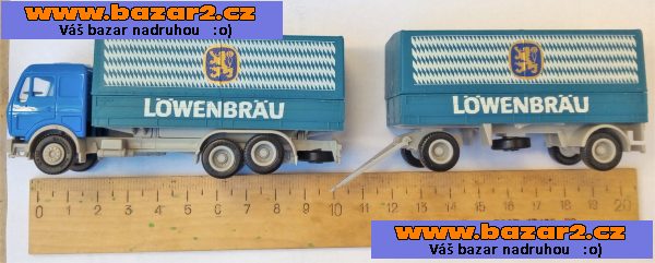 Herpa. Mercedes nákladní auto. Přívěs. Měřítko 1:87. Délka cca 22 cm