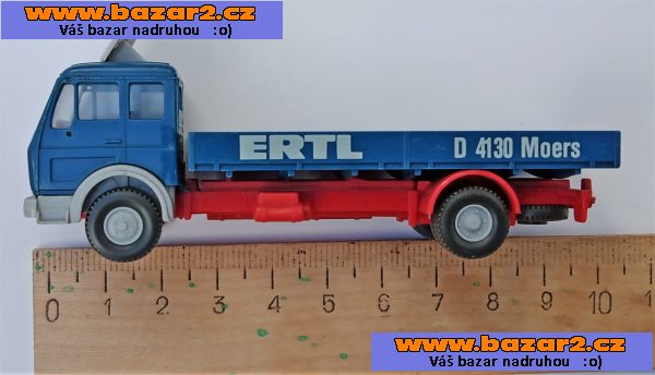 Wiking. Mercedes. Nákladní auto. Délka 10 cm