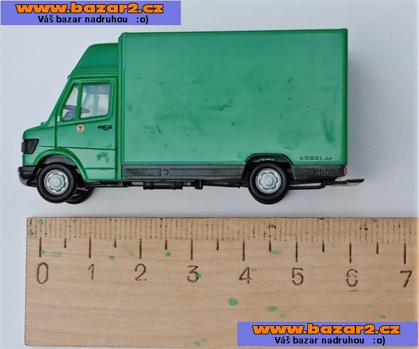 Herpa. Mercedes Benz 207 D Dodávka. Délka 6 cm.