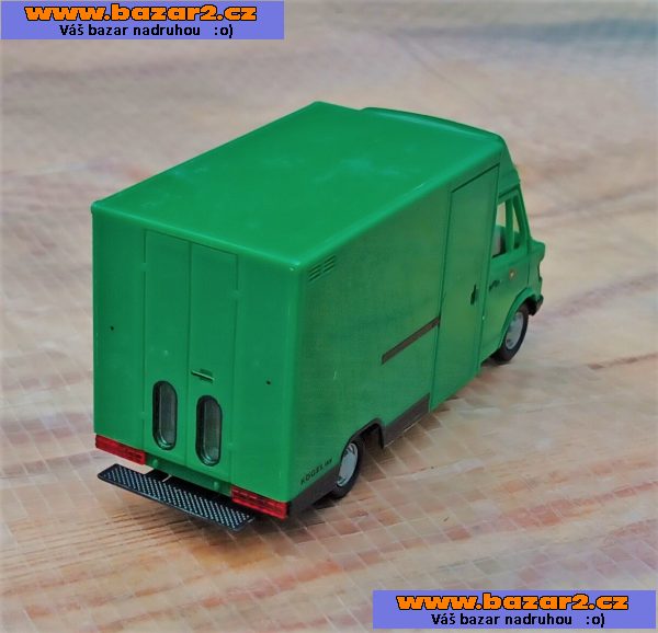 Herpa. Mercedes Benz 207 D Dodávka. Délka 6 cm.