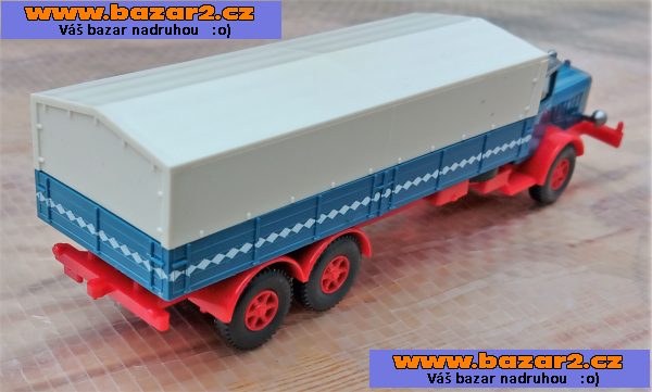 Wiking. Mercedes. Plachta. Nákladní auto. Délka 13 cm