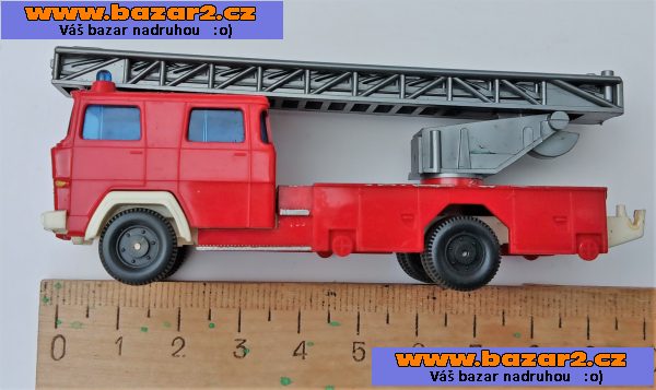 Wiking. Magirus. Hasiči. Délka 10cm
