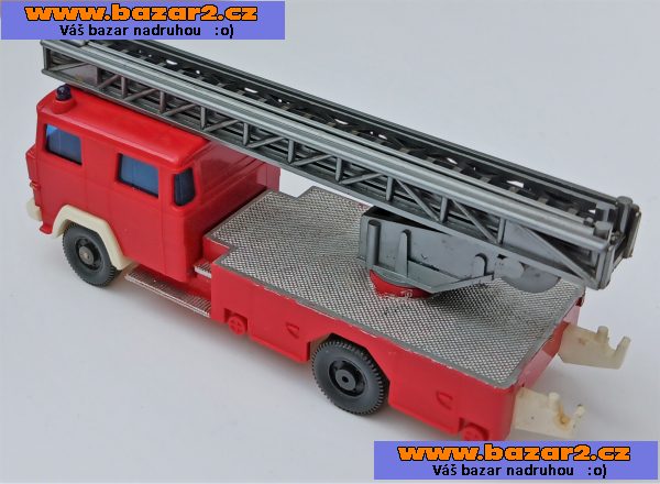 Wiking. Magirus. Hasiči. Délka 10cm