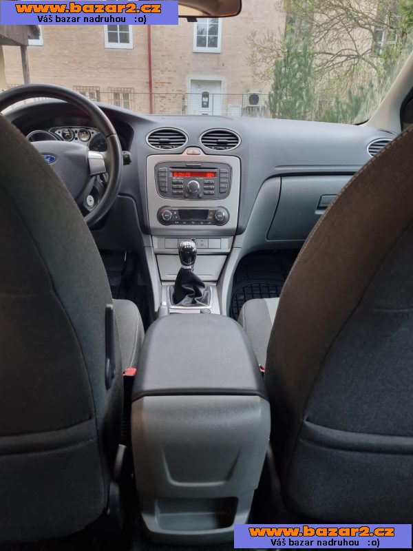 Ford Focus Hatchback 1,6 benzín 
