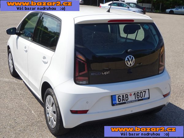 VW UP 1.0i+CNG r.v.2017 1.Majitel Koupeno v ČR DPH