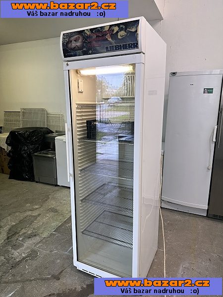 386 Prosklená lednice chladnice vitrína LIEBHERR FKDv 4302