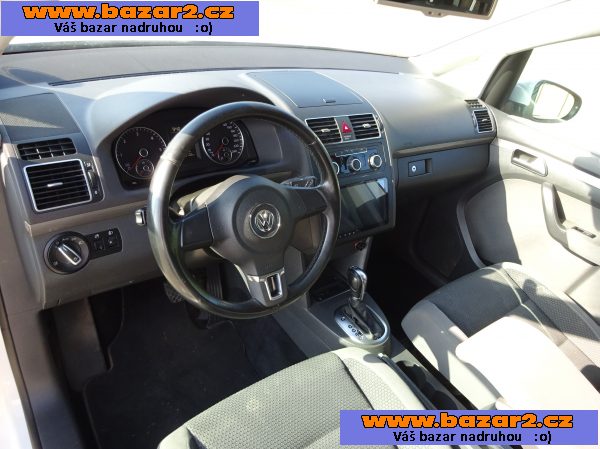 VW Touran 1.6 TDI r.v.2010 Automat (77 kw)