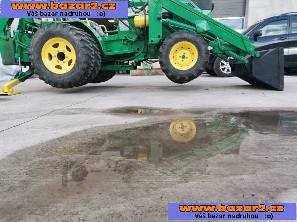  Malotraktor s čelním nakladačem 4x4 Ferrari W22-3-3W