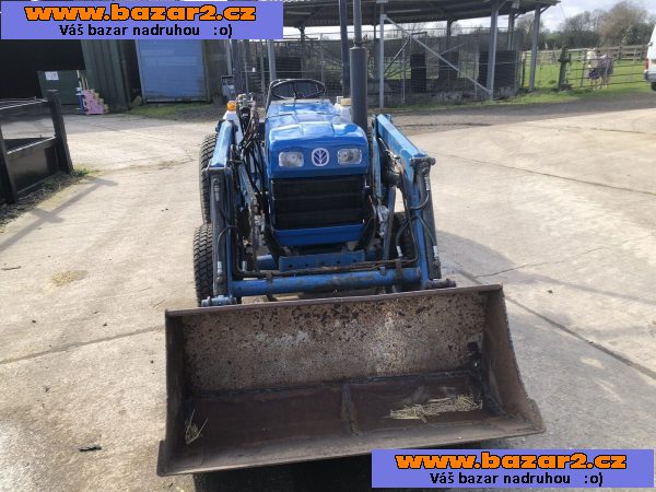  Funkční malotraktor New Holland 1V2OO