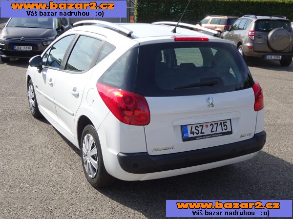 Peugeot 207 1.4i Combi SW r.v.2012 serviska