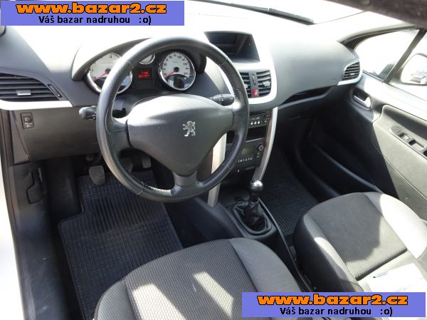 Peugeot 207 1.4i Combi SW r.v.2012 serviska