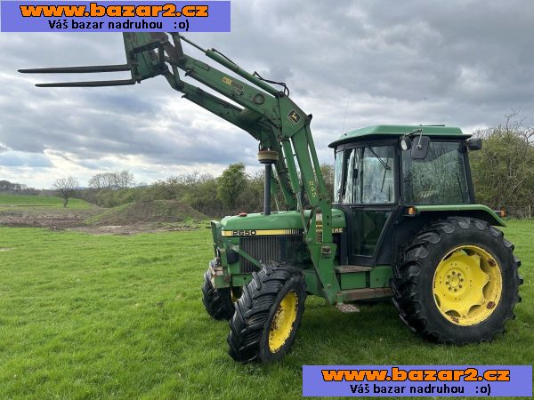 Traktor John Deere  - velmi dobrý stav