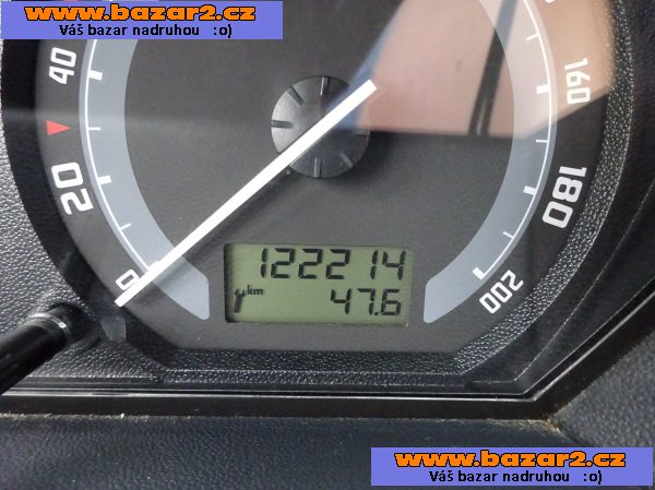 Škoda Fabia 1.2i r.v.2006 (47 kw) Koupeno v ČR