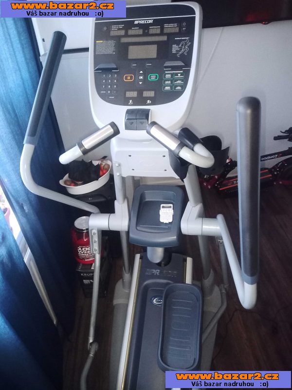 Precor Elliptical nastavitelny sklon rampy