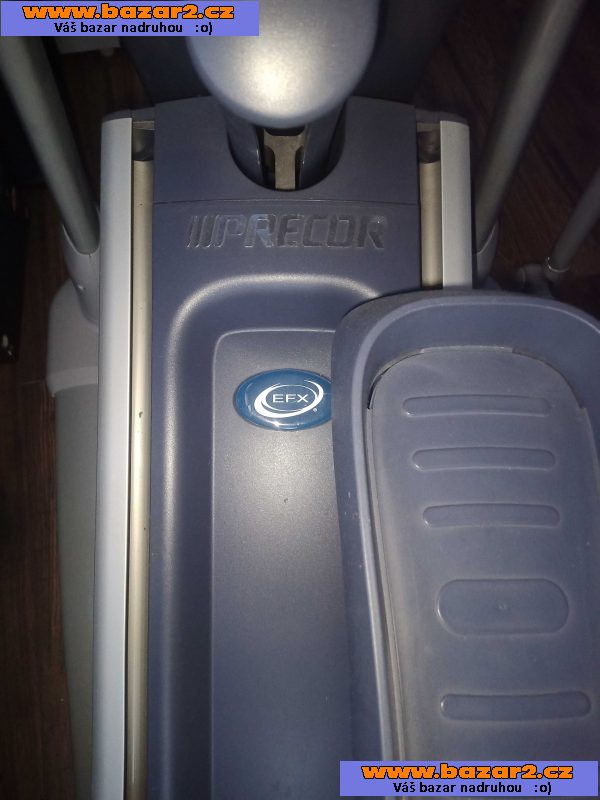 Precor Elliptical nastavitelny sklon rampy
